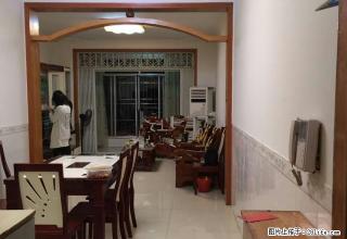 江景天下三楼采光通透空调三台{包客厅}1.4万价格可谈。。。 - 遂宁28生活网 suining.28life.net